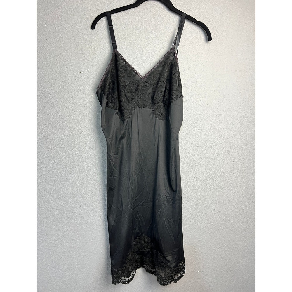 Adoria Vintage Black Nylon Full Slip Lace Trim Adjustable Straps Size 34 Short